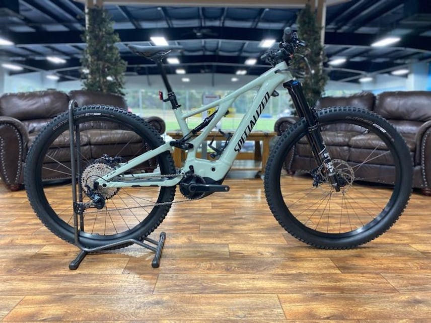 2024 Specialized Turbo Levo Comp Carbon